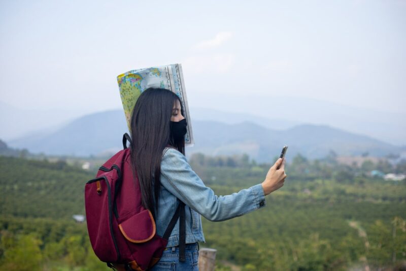 Tips Solo Traveling Aman dan Seru untuk Pemula